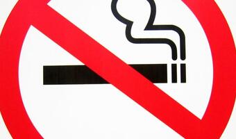 Komisja Europejska idzie na wojnę z papierosami - to mocno zaszkodzi polskiej gospodarce