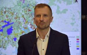 Wiceminister klimatu i środowiska, Główny Konserwator Przyrody Mikołaj Dorożała. / autor: Fratria