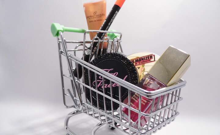 Sklepy internetowe mają czas tylko do połowy czerwca, by dostosować się do unijnych wymogów tzw. one click return / autor: Pixabay