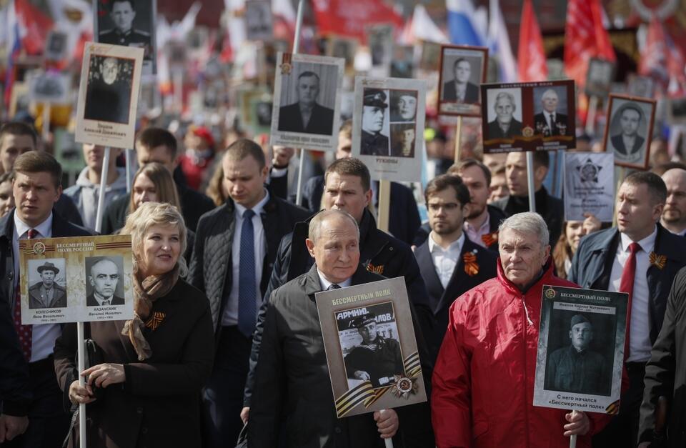 Putin podczas parady w Moskwie z okazji Dnia Zwycięstwa. / autor: PAP/EPA