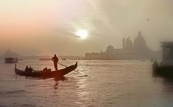 Wenecja tonie: Rekordowy przypływ pochłonie miasto