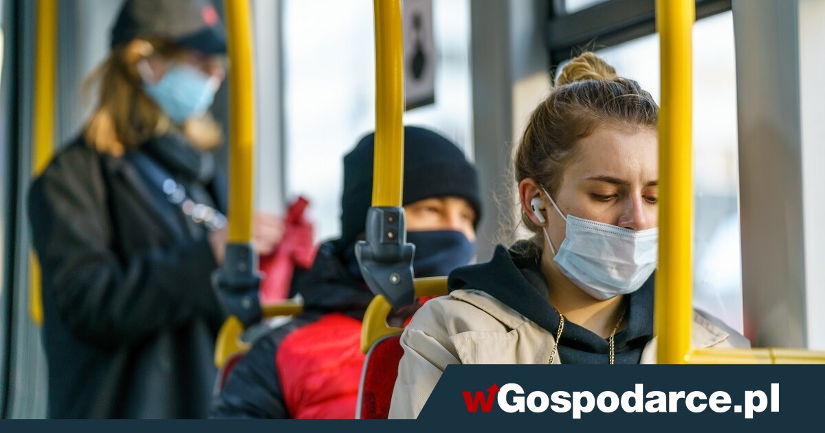 COVID-19 wraca? „Za wcześnie na obostrzenia”