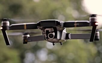 Dron przyszłości to dron autonomiczny