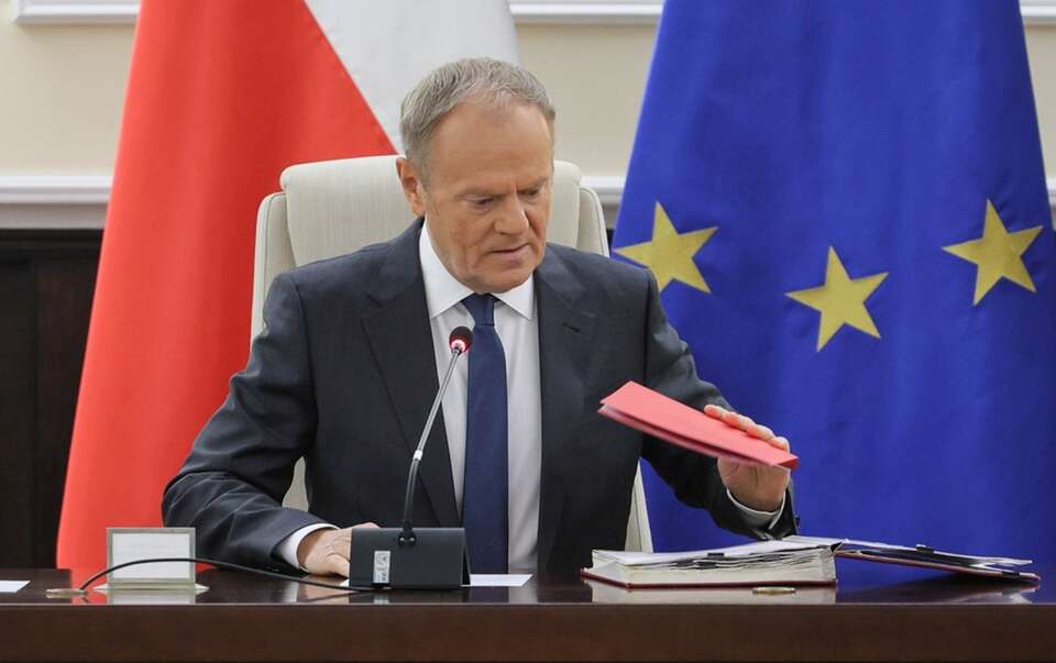 Tusk's success propaganda. What did he say about the east  border?