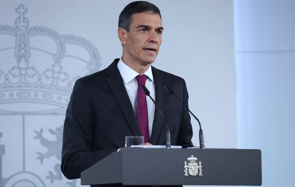 Pedro Sanchez / autor: PAP/EPA/FERNANDO CALVO / MONCLOA PALACE / HANDOUT