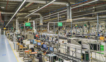 Gigant z Piły opiłowuje załogę. Prawie 300 osób na bruk