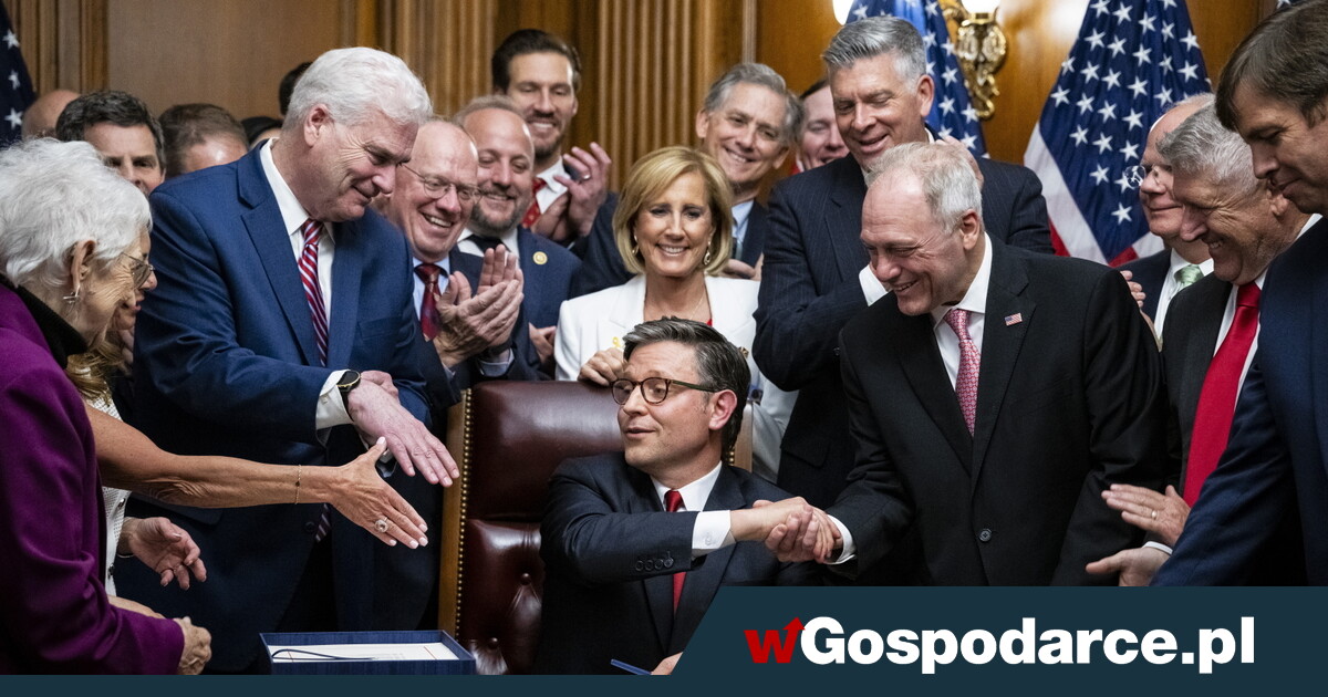 Wystąpienie prezesa NBP, ustawa Trumpa przegłosowana