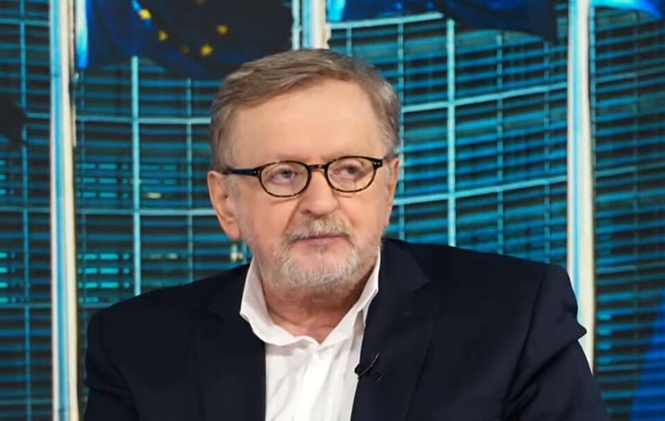 Janecki o Terleckim: To jest zachowanie typowo profesorskie