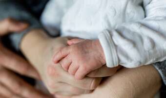 1900 zł miesięcznie dla rodziców. Pieniądze "za darmo"