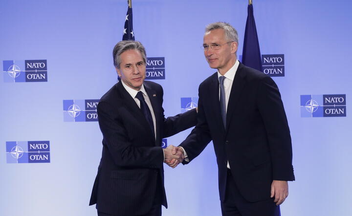 sekretarz generalny NATO Jens Stoltenberg i szef dyplomacji USA Antony Blinken / autor: fotoserwis PAP
