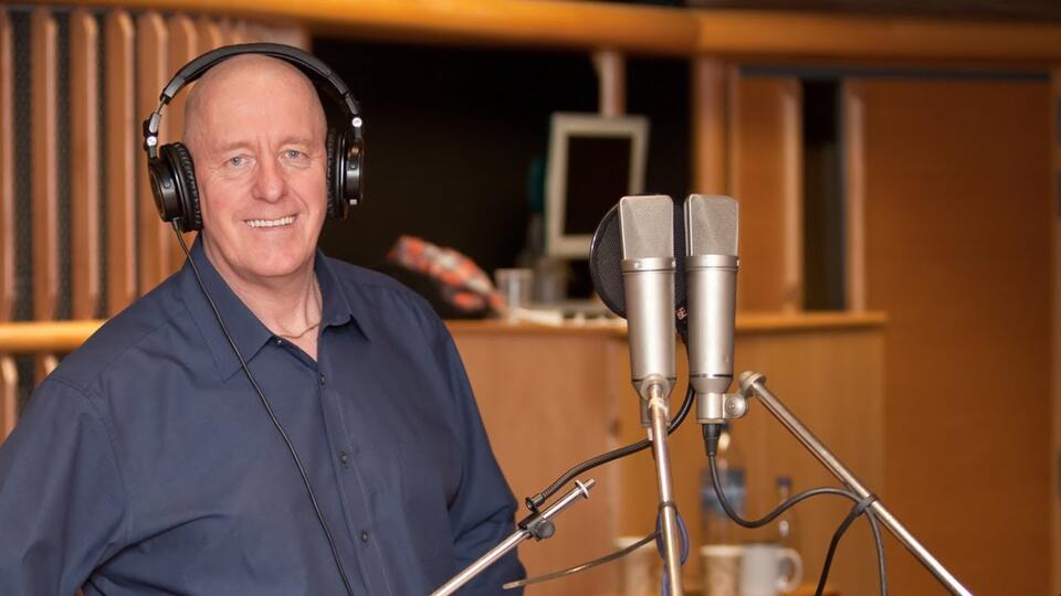 fot. screenshot z YouTube