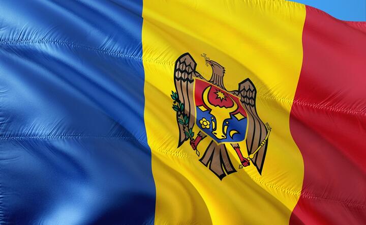 Flaga Mołdawii / autor: Pixabay