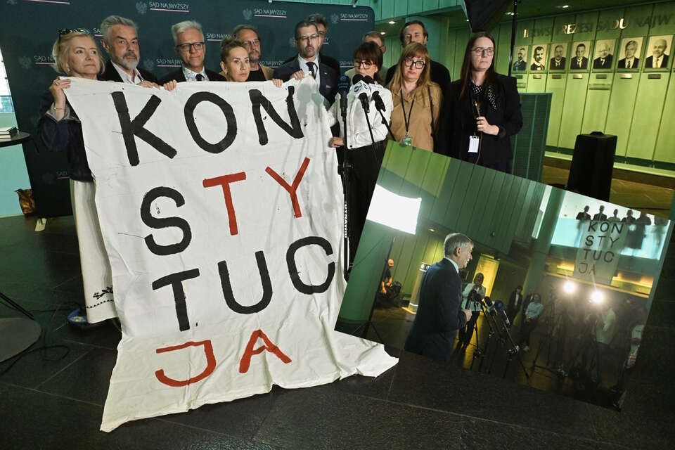 Rada Ławnicza SN w holu gmachu głównego Sądu Najwyżego / autor: PAP/Piotr Nowak