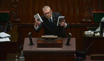 Braun wykluczony z posiedzenia Sejmu. Odmówił nałożenia maseczki
