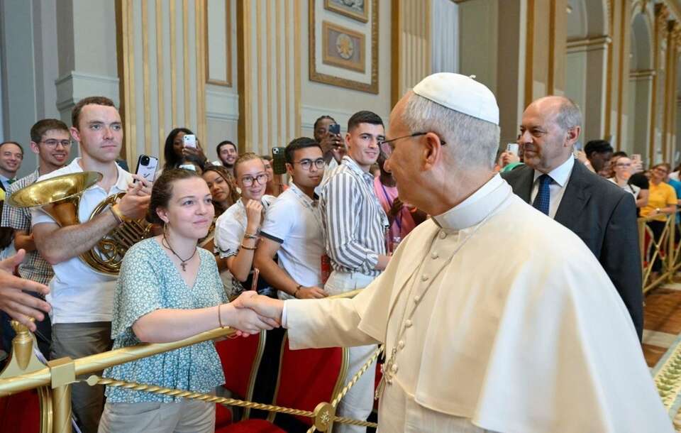 Nowo ochrzczeni Francuzi na audiencji w Watykanie / autor: Vatican News 