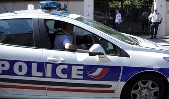 Paryż: Służby zastrzeliły na lotnisku uzbrojonego mężczyznę
