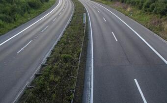 Siedź w domu Polaku: Rząd PO wprowadza opłaty za korzystanie z dróg krajowych dla wszystkich kierowców