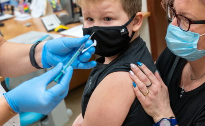 32 tys. dzieci zaszczepionych przeciw COVID-19