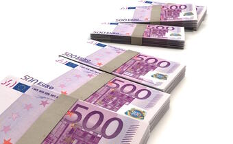 Poznań: Trzej cudzoziemcy usiłowali wyłudzić z banku 40 mln euro