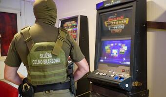 KAS zabezpieczyła 139 nielegalnych automatów do gier