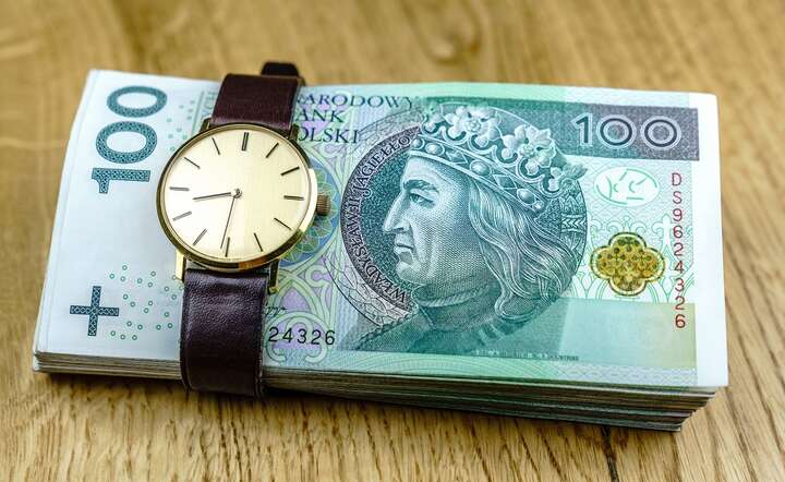 Terminowe płatności warto zaplanować i zlecić wcześniej / autor: Fratria /AS