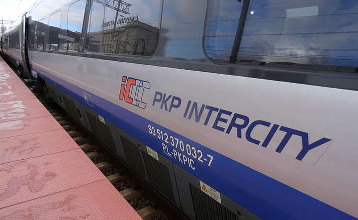 PKP Intercity / autor: Fratria