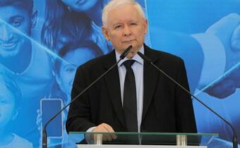 Kaczyński dla "Sieci": Żadnym szantażom nie ulegniemy