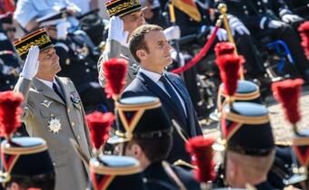 WYBORY WE FRANCJI Emmanuel Macron ma większość i władzę na miarę rządów gen. de Gaulle'a