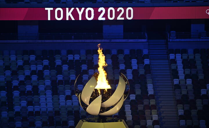 Ceremonia otwarcia Igrzysk w Tokio / autor: PAP/EPA/ZSOLT CZEGLEDI