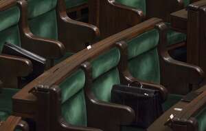 Ławy poselskie (zdj. ilustracyjne) / autor: Fratria