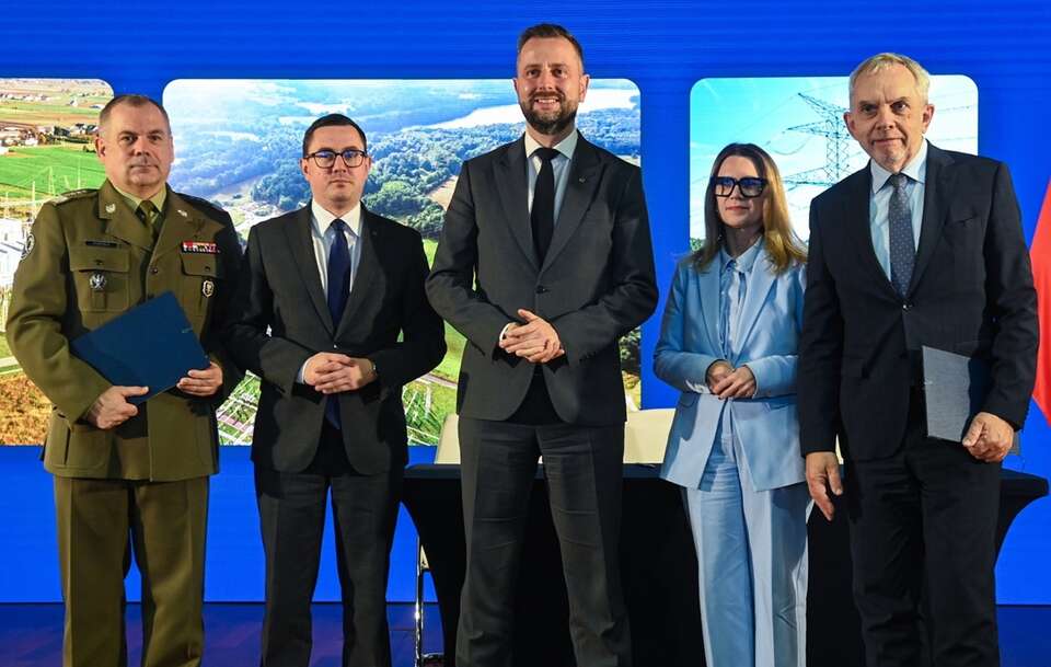 Podpisano porozumienie ws. współpracy przy zapewnieniu bezpieczeństwa infrastruktury krytycznej krajowego systemu energetycznego  / autor: PAP/Piotr Nowak