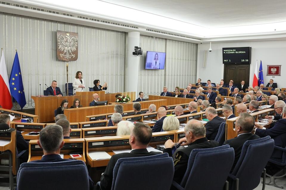 Pierwsze posiedzenie Senatu XI kadencji / autor: PAP/Paweł Supernak