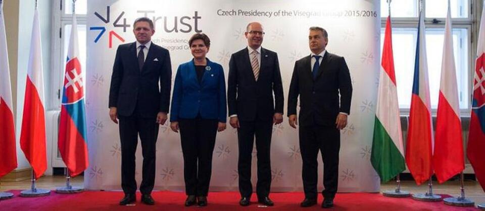 Grupa Wyszechradzka z byłą premier  / autor: wPolityce.pl