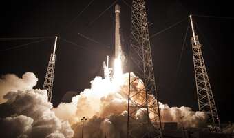 Rakieta SpaceX z satelitą dla Wojska Polskiego wystartowała