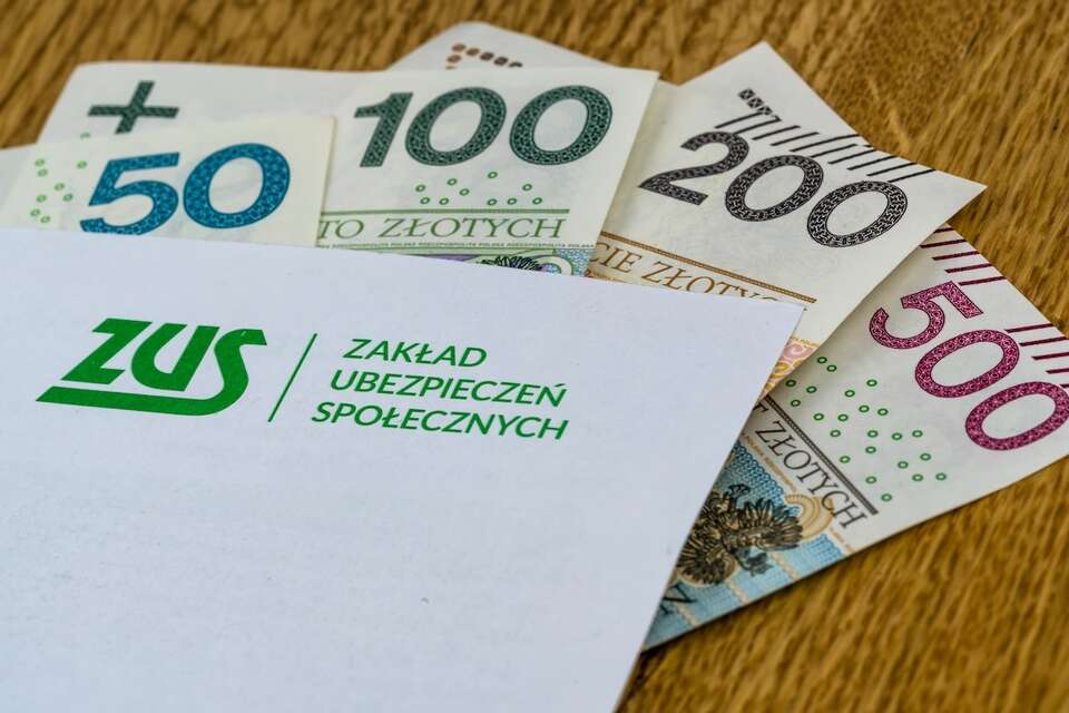 Czeka nas podniesienie wieku emerytalnego? "Powinniśmy to zrobić" / autor: Fratria