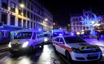 Francja: Terrorysta wciąż na wolności