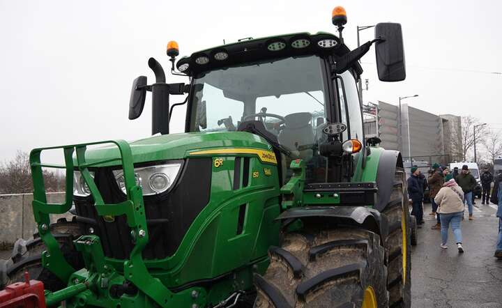 Protest rolników z 2025 r. - blokada drogi / autor: Fratria / MK