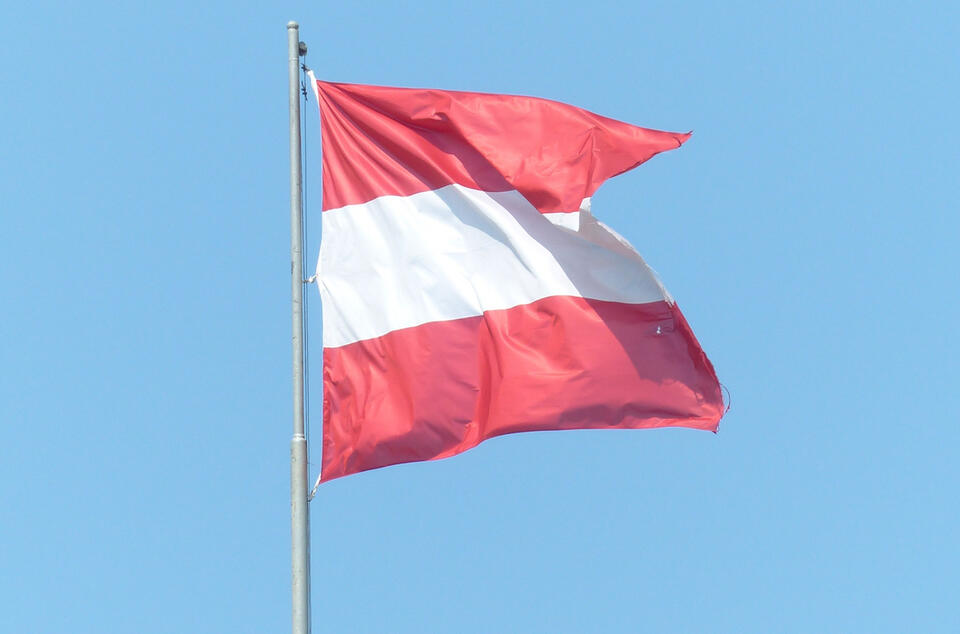 Flaga Austrii  / autor: Pixabay