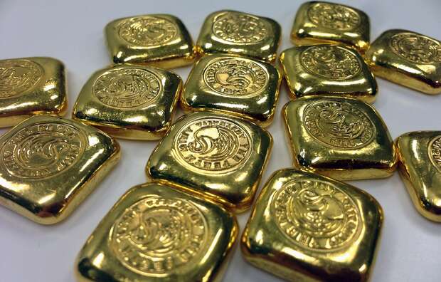 Notowania złota spadły w piątek 30 stycznia o ponad 9 proc. / autor: Pixabay