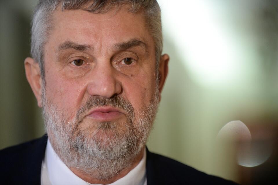 Przewodniczący Rady ds. Rolnictwa i Obszarów Wiejskich przy prezydencie RP Jan Krzysztof Ardanowski podczas wypowiedzi dla mediów po posiedzeniu Rady ds. Rolnictwa i Obszarów Wiejskich. / autor: PAP/Marcin Obara