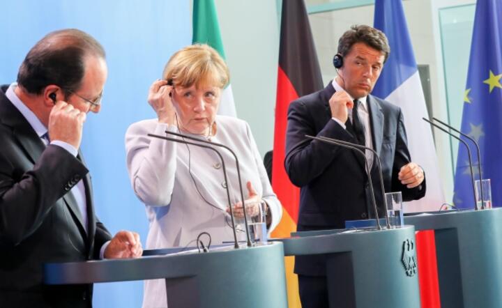 Prezydent Hollande, kanclerz Merkel i premier Renzi na konferencji po spotkaniu w Berlinie , fot. PAP/EPA/KAY NIETFELD