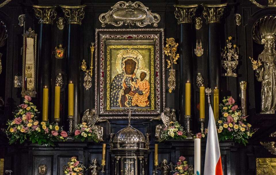 Obraz Matki Boskiej Czestochowskiej na Jasnej Górze / autor: Fratria