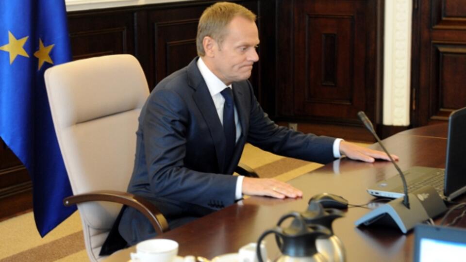 Premier Tusk ciężko pracuje, by Polakom żyło się lepiej. Wszystkim. Fot. PAP/Grzegorz Jakubowski