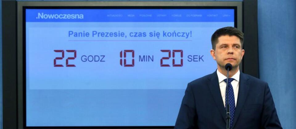 fot. PAP/Tomasz Gzell