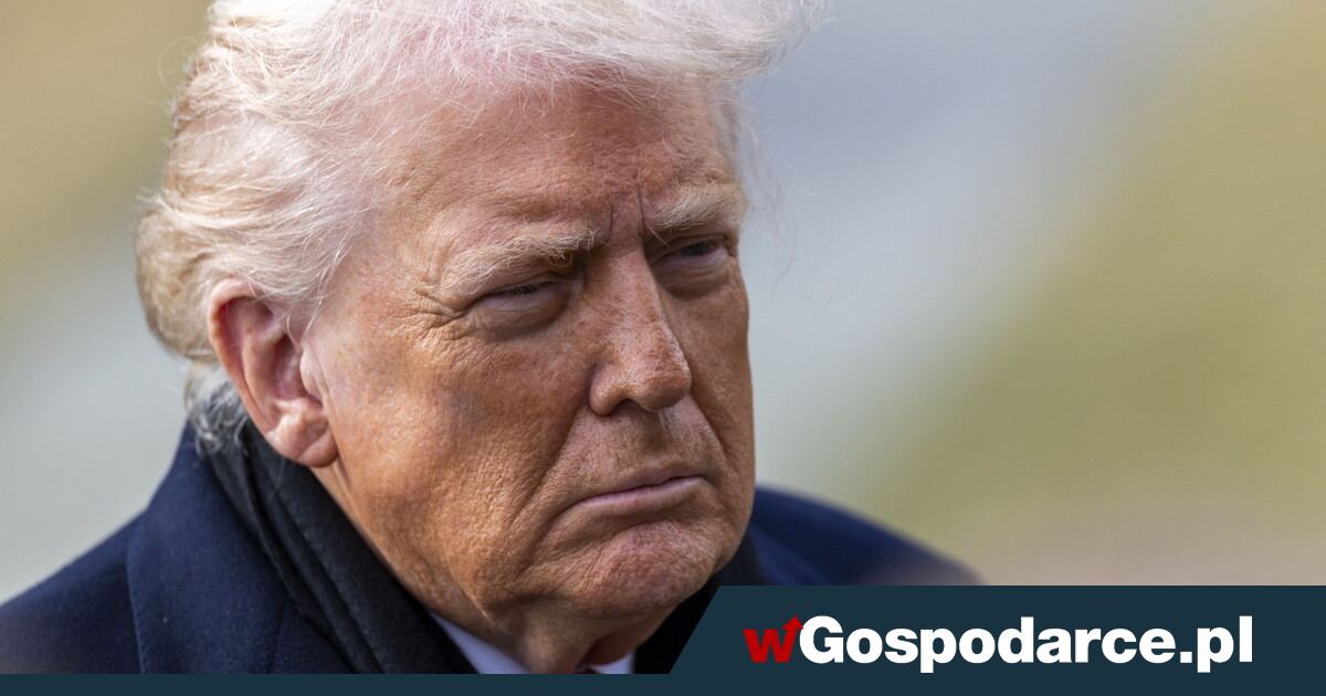 Donald Trump podpala lont