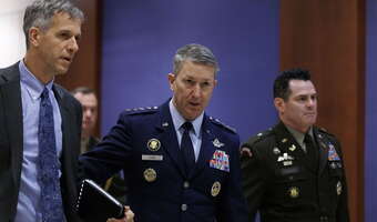 Dyplomacja lotniskowców. USA blokują ropę z Wenezueli