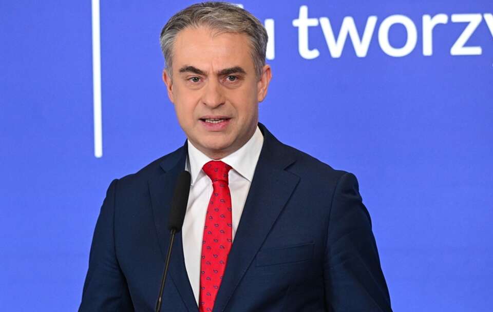 Absurdalne opowieści Gawkowskiego o uszkodzeniu torów!