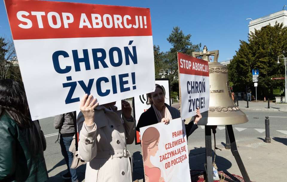 PFROŻ protestuje. Chodzi o narzucanie postulatu aborcji