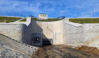 Zakończono budowę zbiornika przeciwpowodziowego w Kotlinie Kłodzkiej