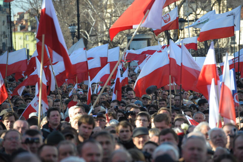 fot. 2. rocznica katastrofy smoleńskiej, warszawa / PAP. A. Hrechorowicz